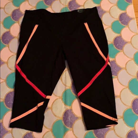 Lane Bryant Capri Leggings - Picture 1 of 2